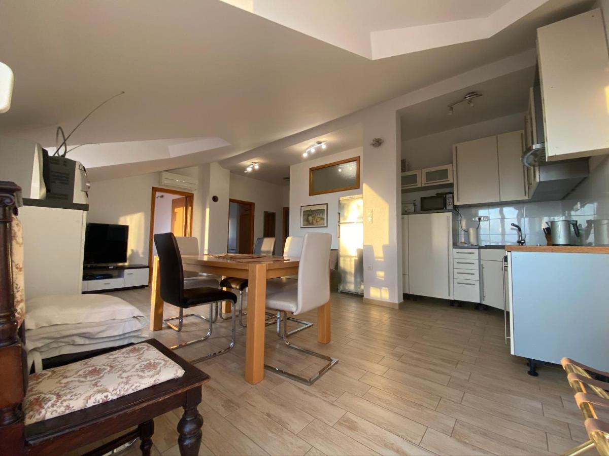 Apartments Grozdana กราดัซ ภายนอก รูปภาพ